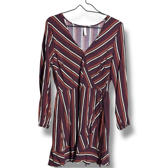 Exhilaration Maroon/Cream Striped Cinch Waist V-Neck Long Sleeve Faux Wrap Dress - Picture 7 of 16